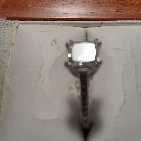 WEDDING/ENGAGEMENT RING💍 - Picture 11 of 16